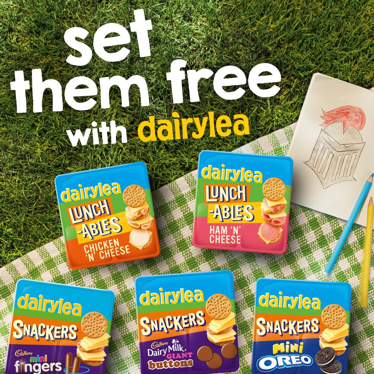 Dairylea Snackers Cheese & Crackers with Mini Cadbury Fingers 67g