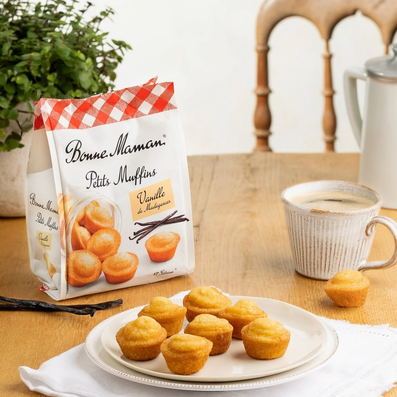 Bonne Maman Small Vanilla Muffins 235g