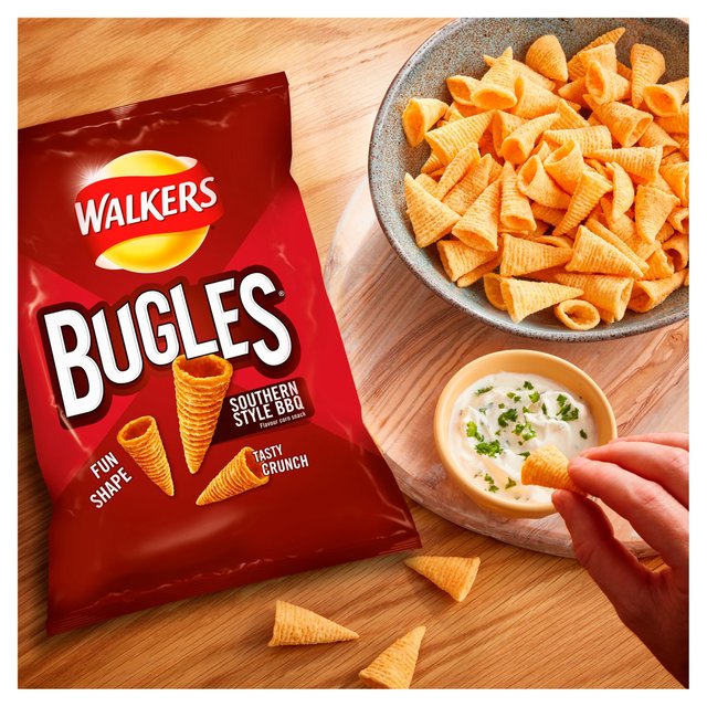Walkers Bugles Southern Style BBQ Snacks 110g